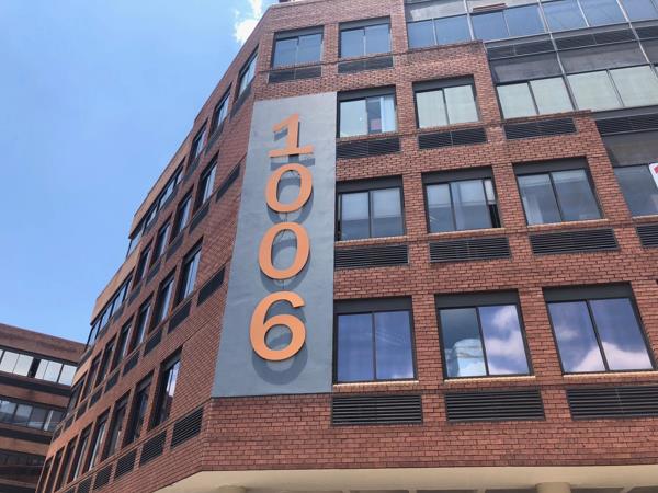 1 041 m² Commercial space
