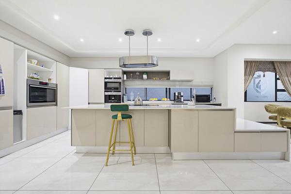 5 Bedroom House