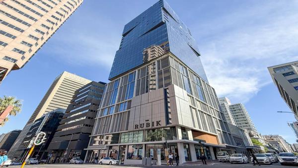 704 m² Office Space