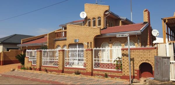 4 Bedroom House