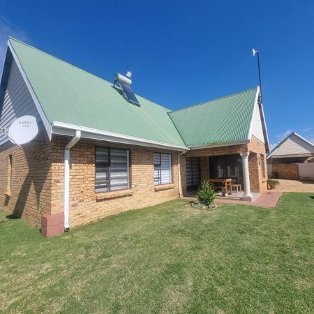 3 Bedroom Townhouse