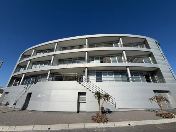 352 m² Commercial space