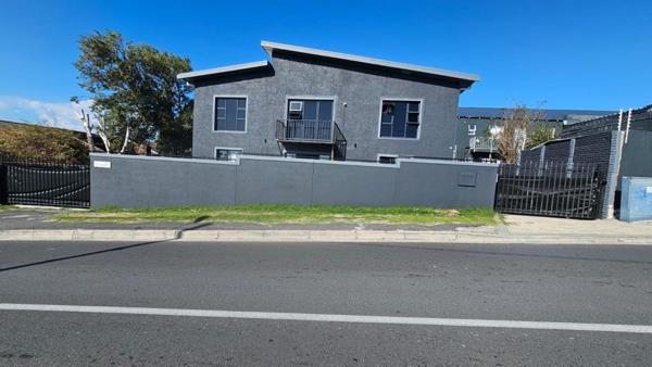 7 Bedroom House