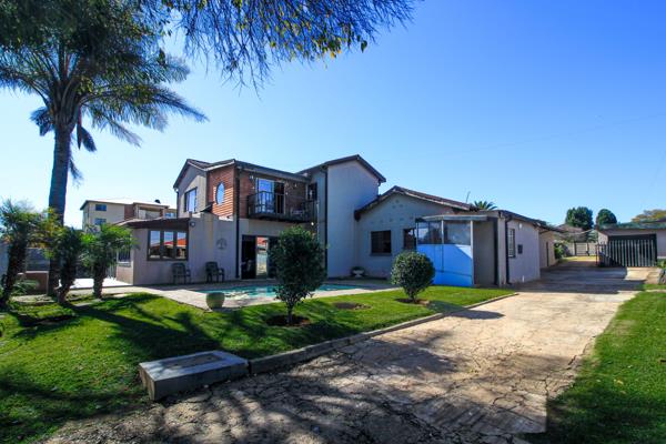 6 Bedroom House