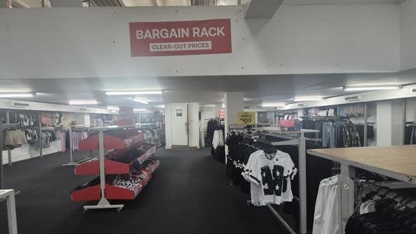 600 m² Retail Space