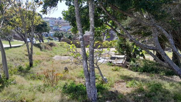 893 m² Land