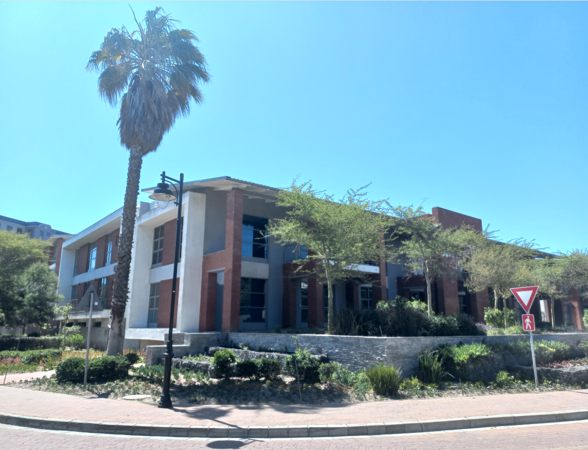192 m² Commercial space