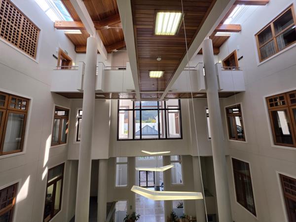 760 m² Commercial space