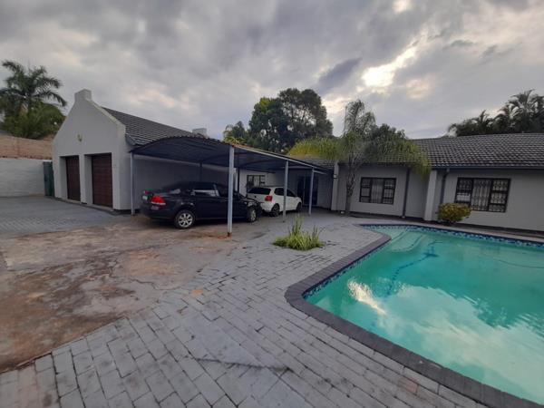 5 Bedroom House