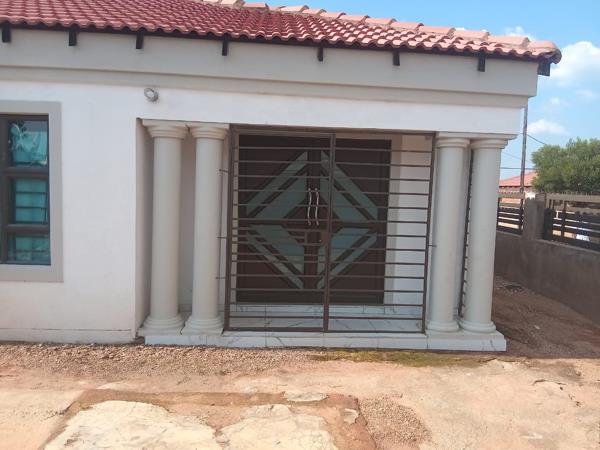 2 Bedroom House