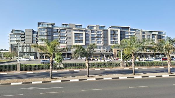 655 m² Office Space