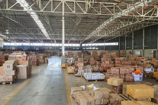 11 800 m² Industrial space