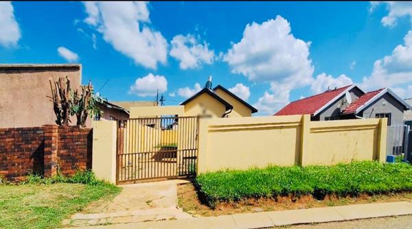 2 Bedroom House