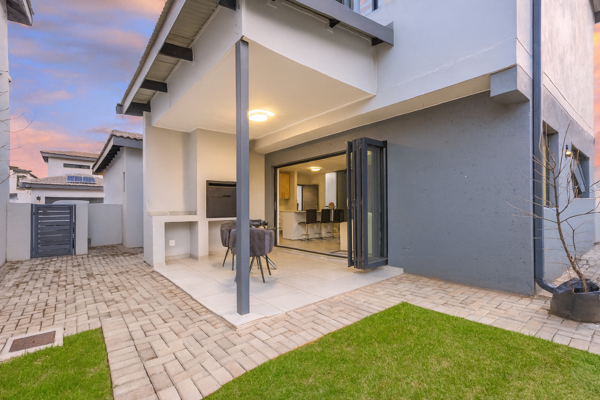 4 Bedroom Townhouse