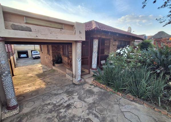 2 Bedroom House