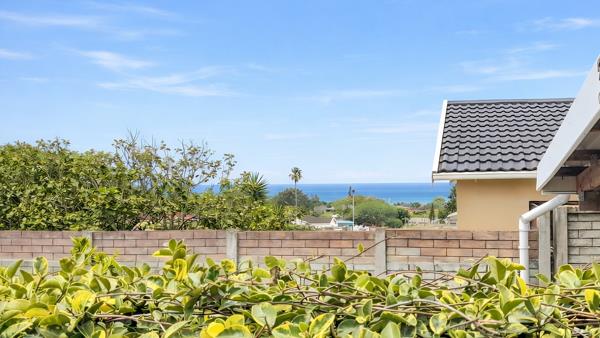 4 Bedroom Simplex