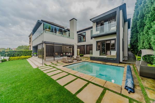 5 Bedroom House