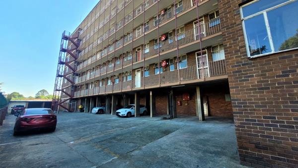 1.5 Bedroom Flat