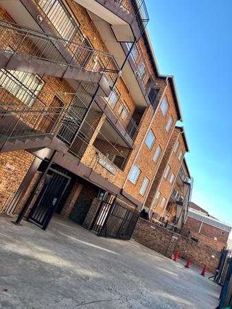 2 Bedroom Flat