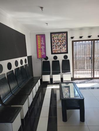 1 Bedroom House