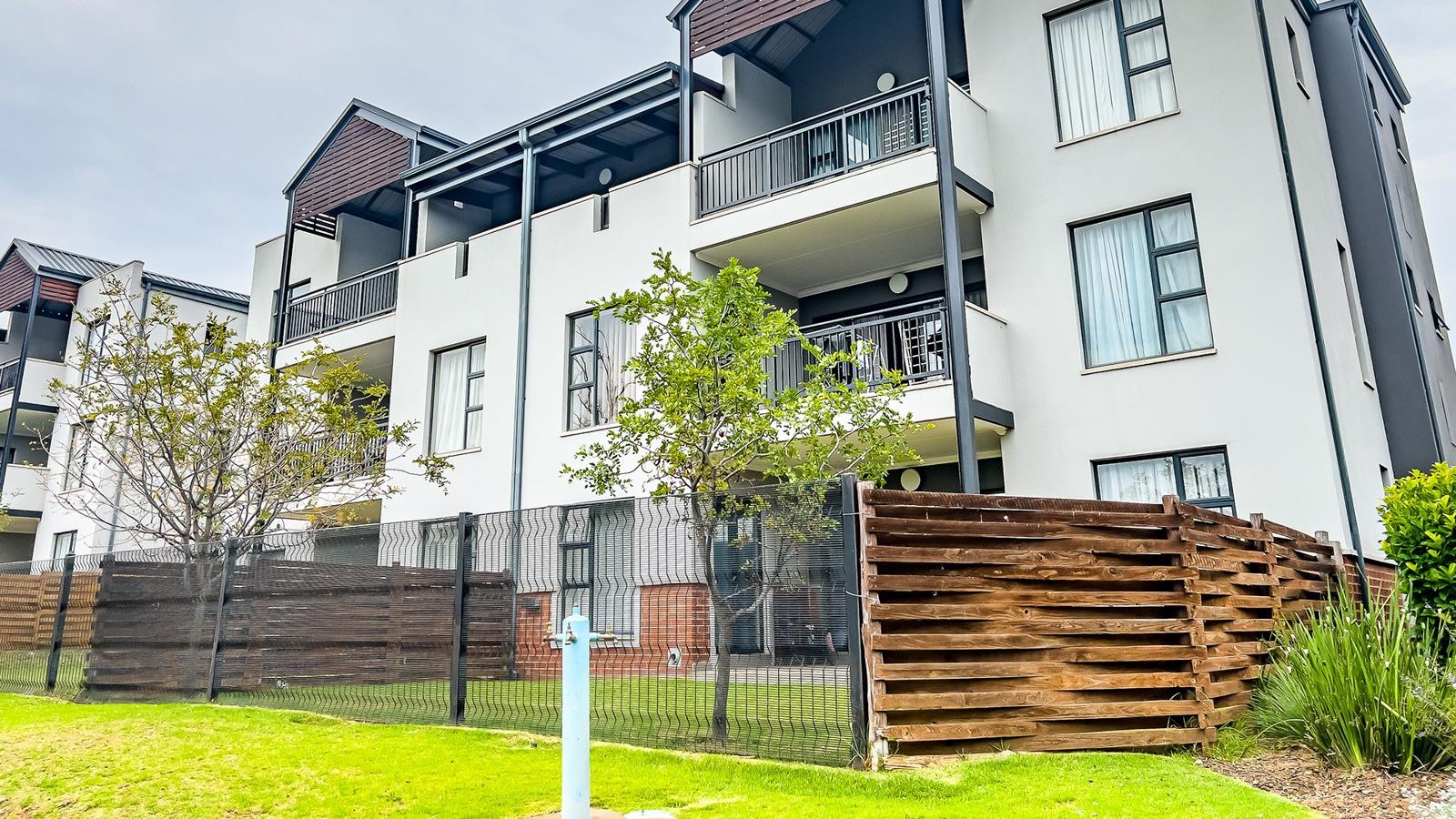 3 Bedroom Apartment in Carlswald Estate
