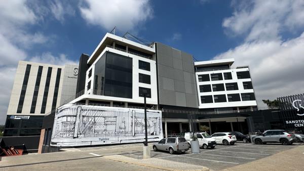 641 m² Office Space