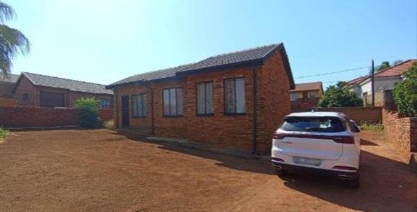 2 Bedroom House
