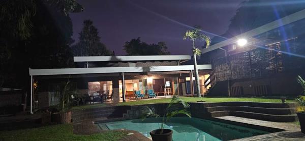6 Bedroom House