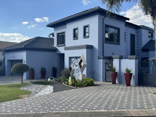5 Bedroom House