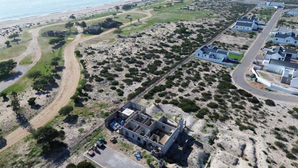 698 m² Land