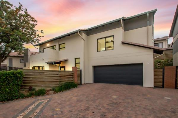 5 Bedroom Townhouse