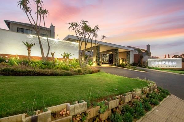 5 Bedroom Townhouse