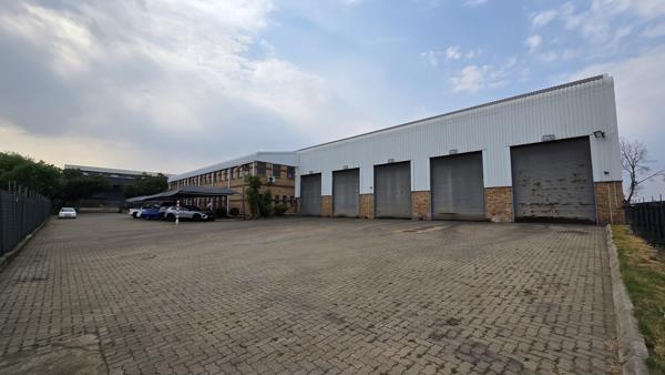 1 500 m² Industrial space