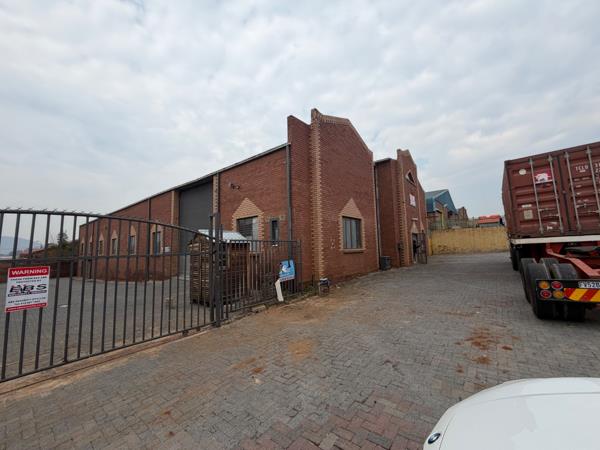 1 200 m² Commercial space