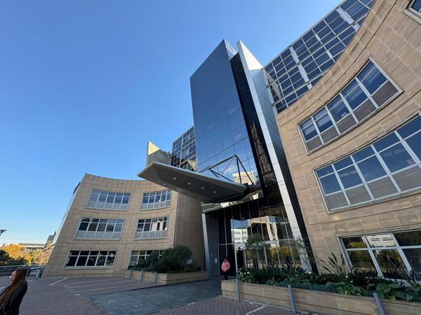 107 m² Commercial space