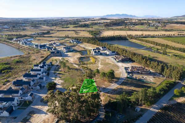 882 m² Land