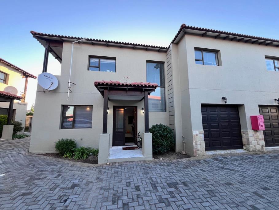 3 Bedroom Apartment