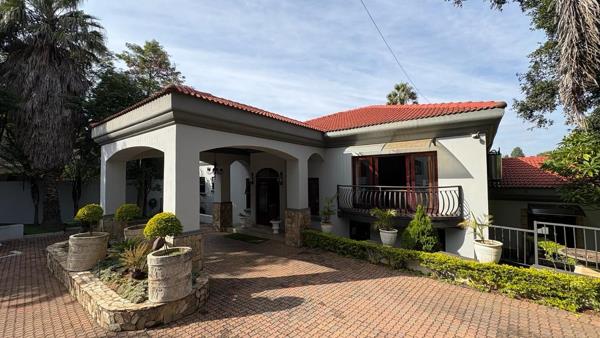 6 Bedroom House