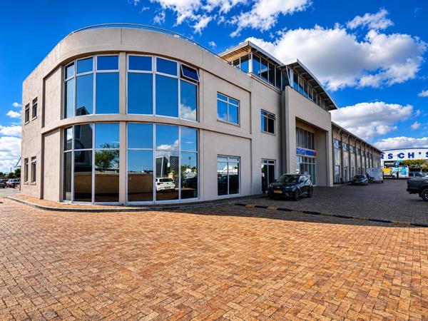 350 m² Commercial space