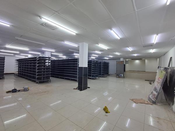 645 m² Retail Space