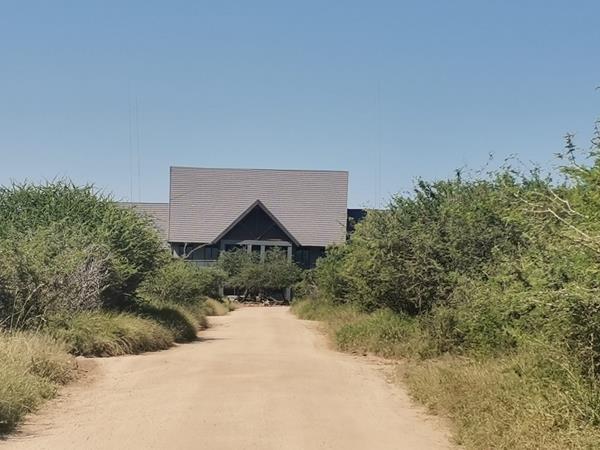 2 ha Land
