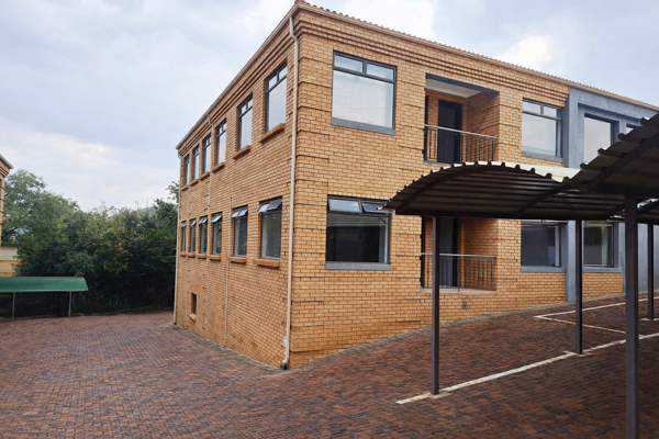 200 m² Commercial space