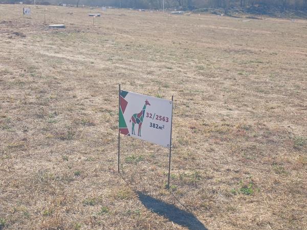 382 m² Land