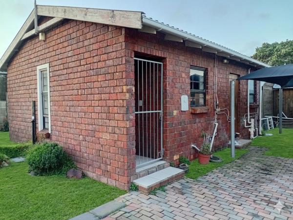 1 Bedroom House