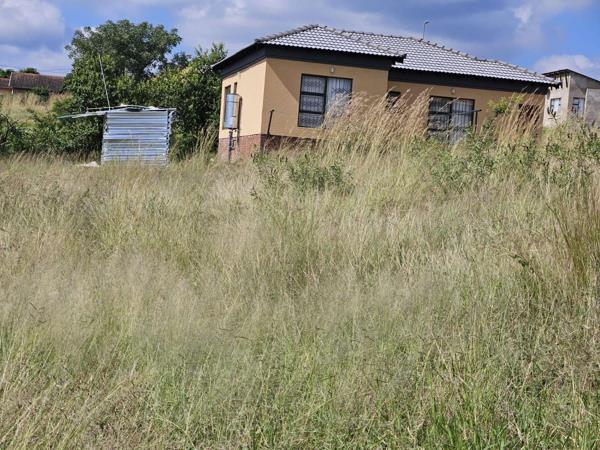 228 m² Land