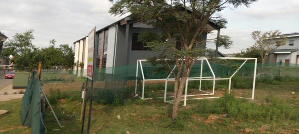 1 461 m² Land