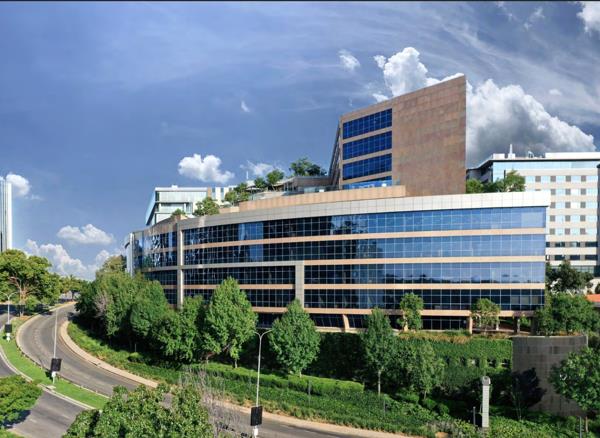 7 047 m² Office Space