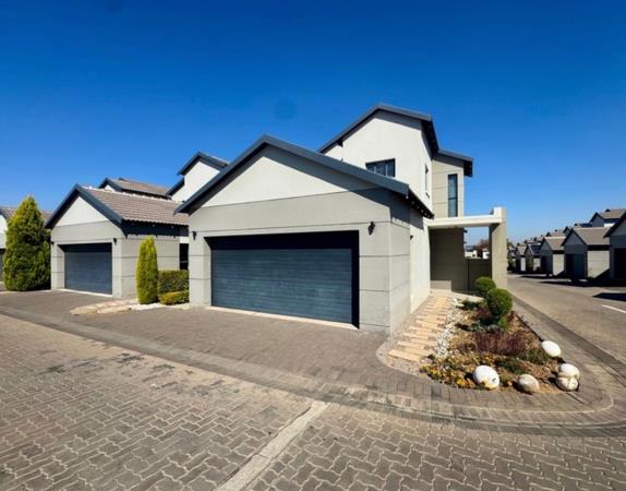 3 Bedroom Townhouse