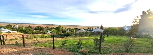 1 487 m² Land