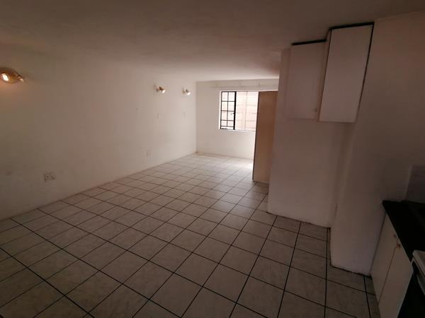 Bachelor apartment